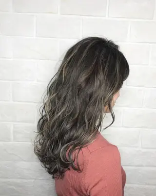 ロング 中田 慶真のヘアスタイル