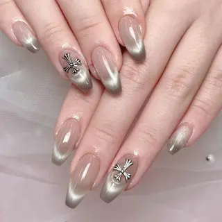 ネイル queens nailsalonのネイルデザイン