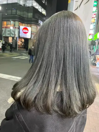 セミロング カラー 💖デザインカラー/ タダ ハナカ💖のヘアスタイル