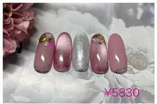 ネイル ネイルサロンメィプル所属・maple amiのネイルデザイン