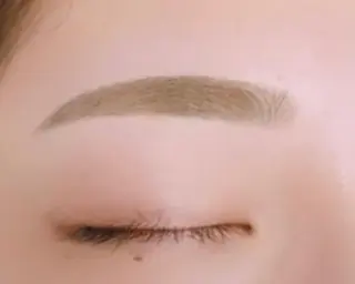 アイブロウ 小杉 真子のマツエク・マツパデザイン