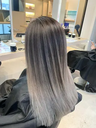 ロング カラー Lia所属・皆木 智晴のヘアスタイル