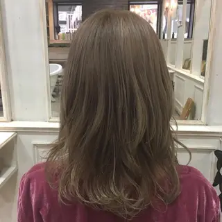 ミディアム カラー RUKA 美容院×ネイリストのヘアスタイル