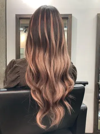 ロング カラー ✨最安値✨エクステ カラー🌼つきな🌼のヘアスタイル