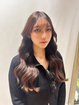 ロング 和田 茉日琉のヘアスタイル