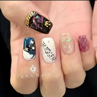 ネイル アトリエ　ミモザ所属・いまむら あかりのネイルデザイン