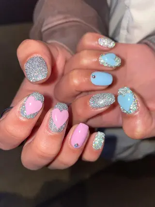 ロング カラー ヘアアレンジ キッズ ネイル マツエク・マツパ アイブロウ 福田 加奈のネイルデザイン