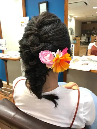 ロング ヘアアレンジ 平松 千枝のヘアスタイル