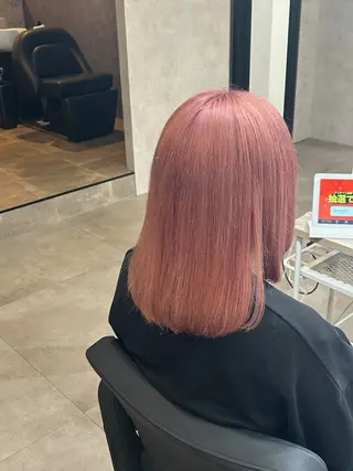 ミディアム カラー 上島 愛永のヘアスタイル