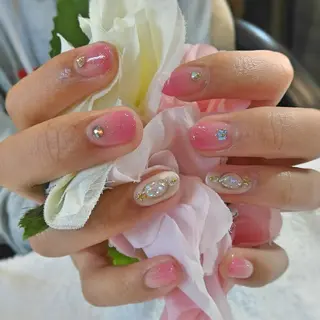 ネイル 柴崎 美幸のネイルデザイン