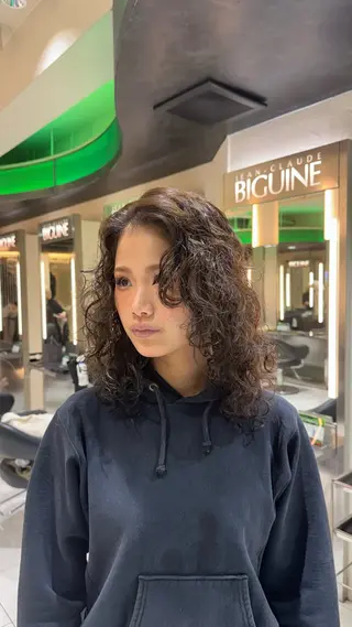 ミディアム カラー ジャンクロードビギン 下北沢店所属・ルナ/モデル募集🎀 /バレイヤージュのヘアスタイル