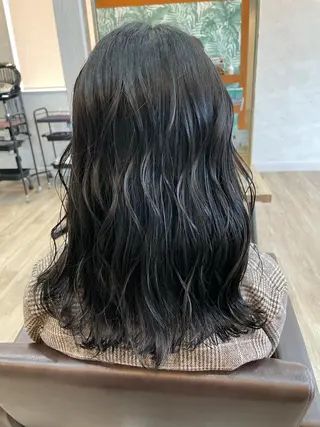 セミロング カラー 國井 瑞貴のヘアスタイル