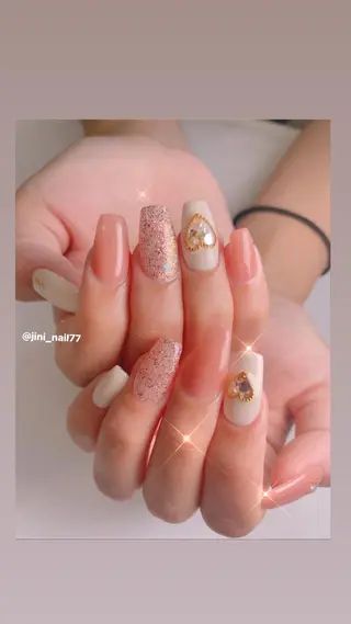 ネイル JINI NAIL所属・ジニ ネイルのネイルデザイン
