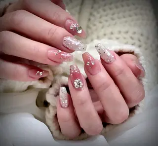 ネイル Angie Nail (アンジーネイル)所属・Angie Nail (ｱﾝｼﾞｰﾈｲﾙ)のネイルデザイン