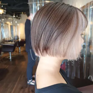 ショート カラー 艶髪✨ブリーチ職人 井手正康のヘアスタイル