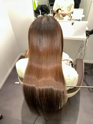 ロング Wisteria所属・美髪特化✨ 伊織✨縮毛矯正✨のヘアスタイル