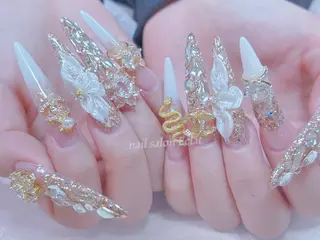 ネイル ネイルサロンエクラ 🫧Shizukaのネイルデザイン