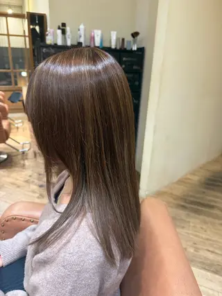 ロング カラー SR真美ケ丘所属・齋藤 美空のヘアスタイル