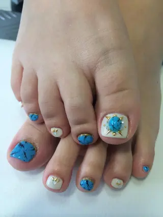 ネイル VIOLUS所属・VIOLUS 関目のネイルデザイン