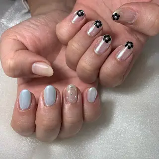 ネイル emanon 新宿東口店所属・nailist akariのネイルデザイン