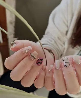 ミディアム めぐみのネイルサロン 惠のネイルデザイン