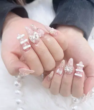 ネイル 佐藤 依娜のネイルデザイン