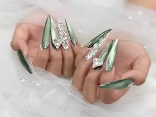 ネイル ALPHA. ナツキ✨痛ネイルのネイルデザイン