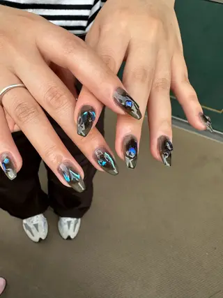 ネイル 新山 聖のネイルデザイン