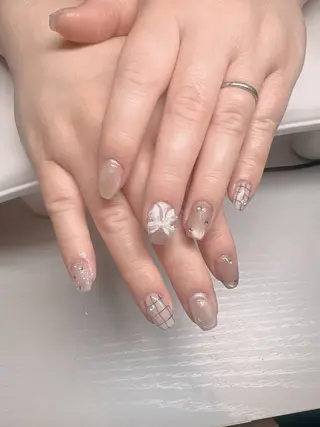 ネイル ecru Nailのネイルデザイン