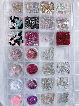 ネイル CHER NAIL(シェルネイル)所属・cher loydのネイルデザイン