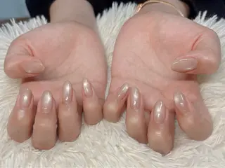 ネイル パッチリオメメ Lianaのネイルデザイン