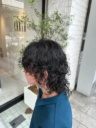 パーマ 川﨑 真歩のヘアスタイル