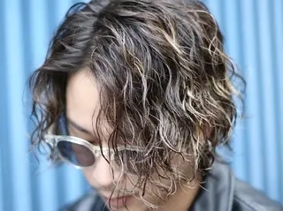 カラー パーマ メンズ fifth天神メンズ パーマ特化／内山遥斗のヘアスタイル