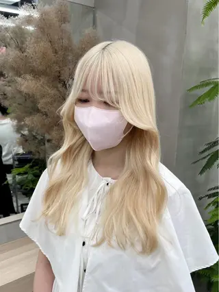 セミロング カラー ウルフ/レイヤー ⚡️ITSUKU⚡️のヘアスタイル