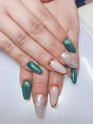 ネイル 石原 夕華のネイルデザイン