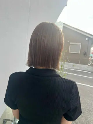 ミディアム カラー ヘアアレンジ APREKO SAYAKAのヘアスタイル