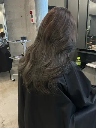 ミディアム カラー 佐伯 和佳のヘアスタイル