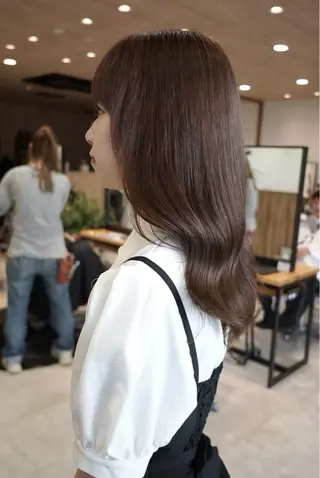 セミロング うる艶レイヤーカット hinakoのヘアスタイル