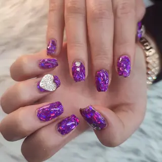 ネイル RUNWAY 　　の眉毛・アイブロウイメージ