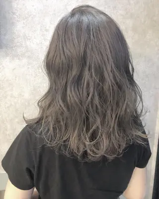 ミディアム カラー 顔周りレイヤー/韓国 ブリーチminamiのヘアスタイル