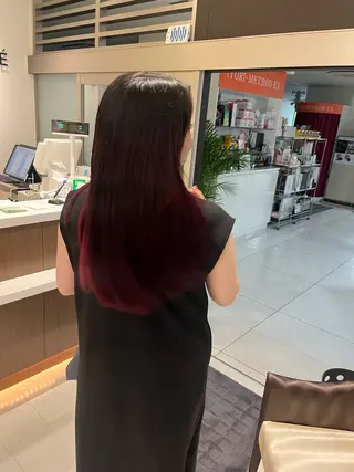 ロング 藤原 智恵のヘアスタイル