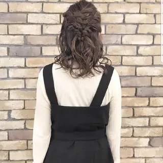 ヘアアレンジ 🇰🇷透明感×ハイ トーン🌟tomoのヘアスタイル