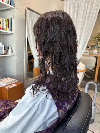 セミロング カラー パーマ 永田 愛莉のヘアスタイル