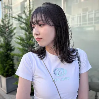 セミロング カラー channel所属・Natsumi ❤︎のヘアスタイル