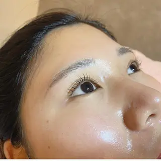 マツエク・マツパ 目彩🌙 松浦心優の眉毛・アイブロウイメージ