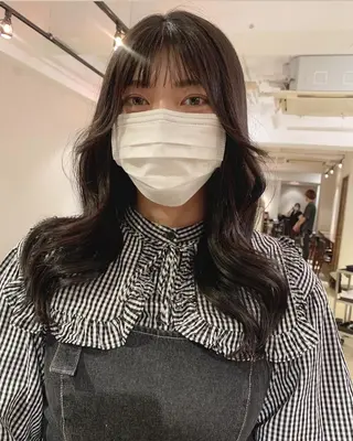 ロング カラー 透明感/オリーブ/ グレージュ/YUKAのヘアスタイル