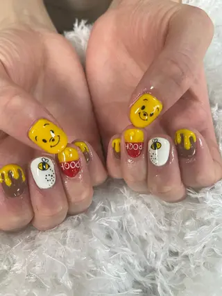 ネイル celica所属・松田 由真のネイルデザイン