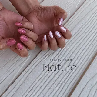 ネイル マツエク・マツパ アイブロウ beautyroom Naturaのネイルデザイン