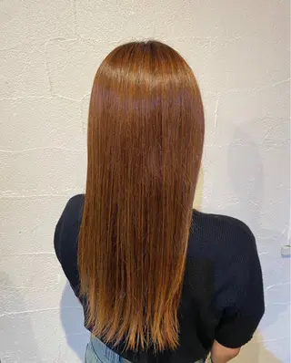 ロング カラー ミルコ バイ クラク所属・伊橋 沙里のヘアスタイル