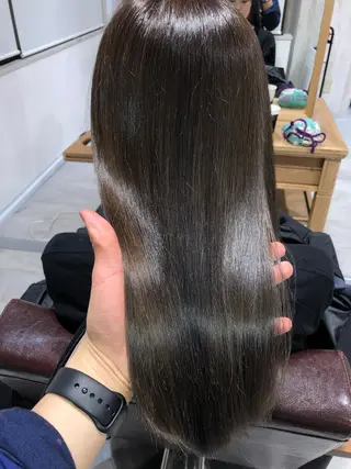 セミロング カラー 髪質改善特化 スギヤマハヤトのヘアスタイル